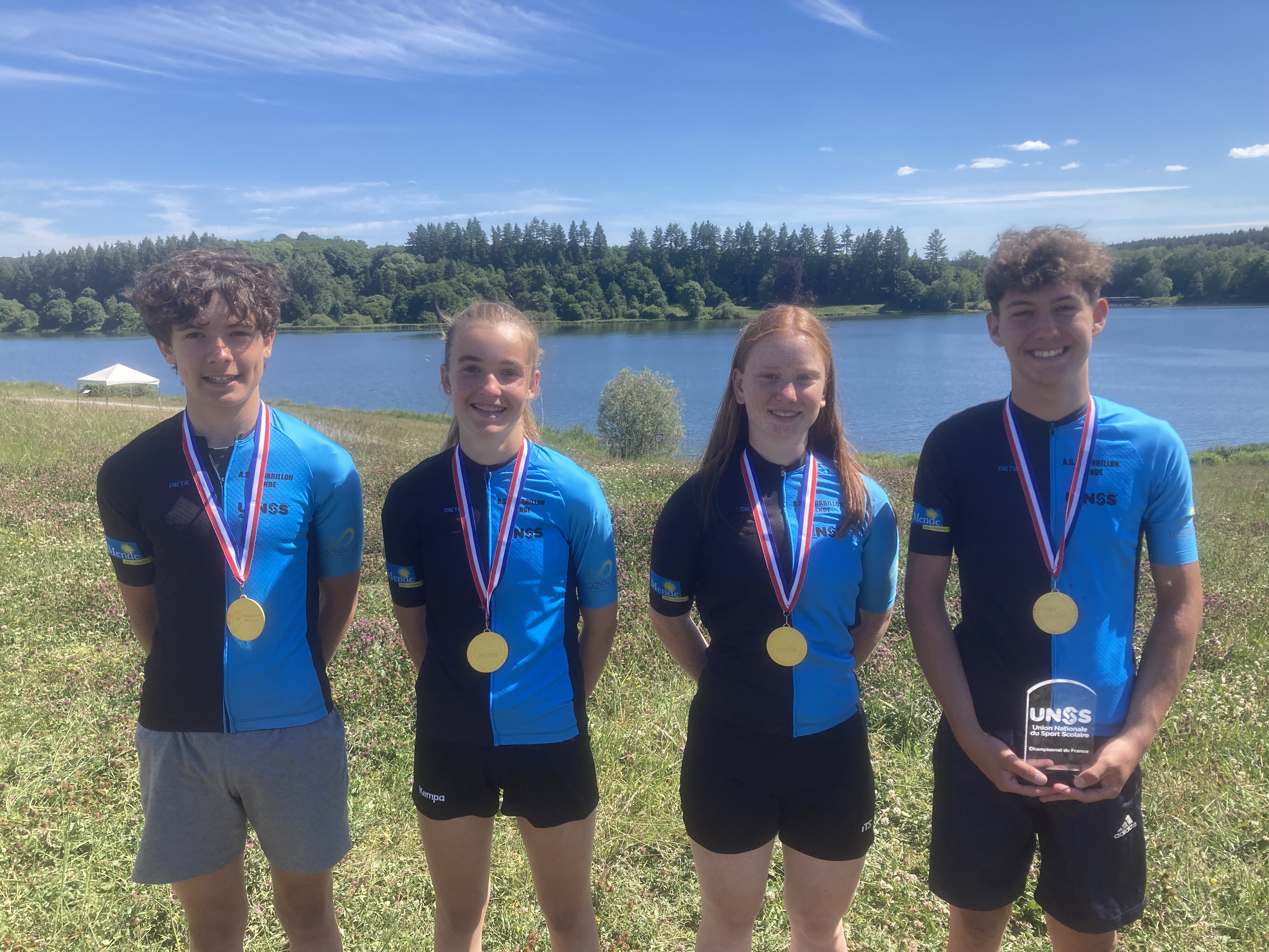 Photo équipe VTT championne de France HBourrillon