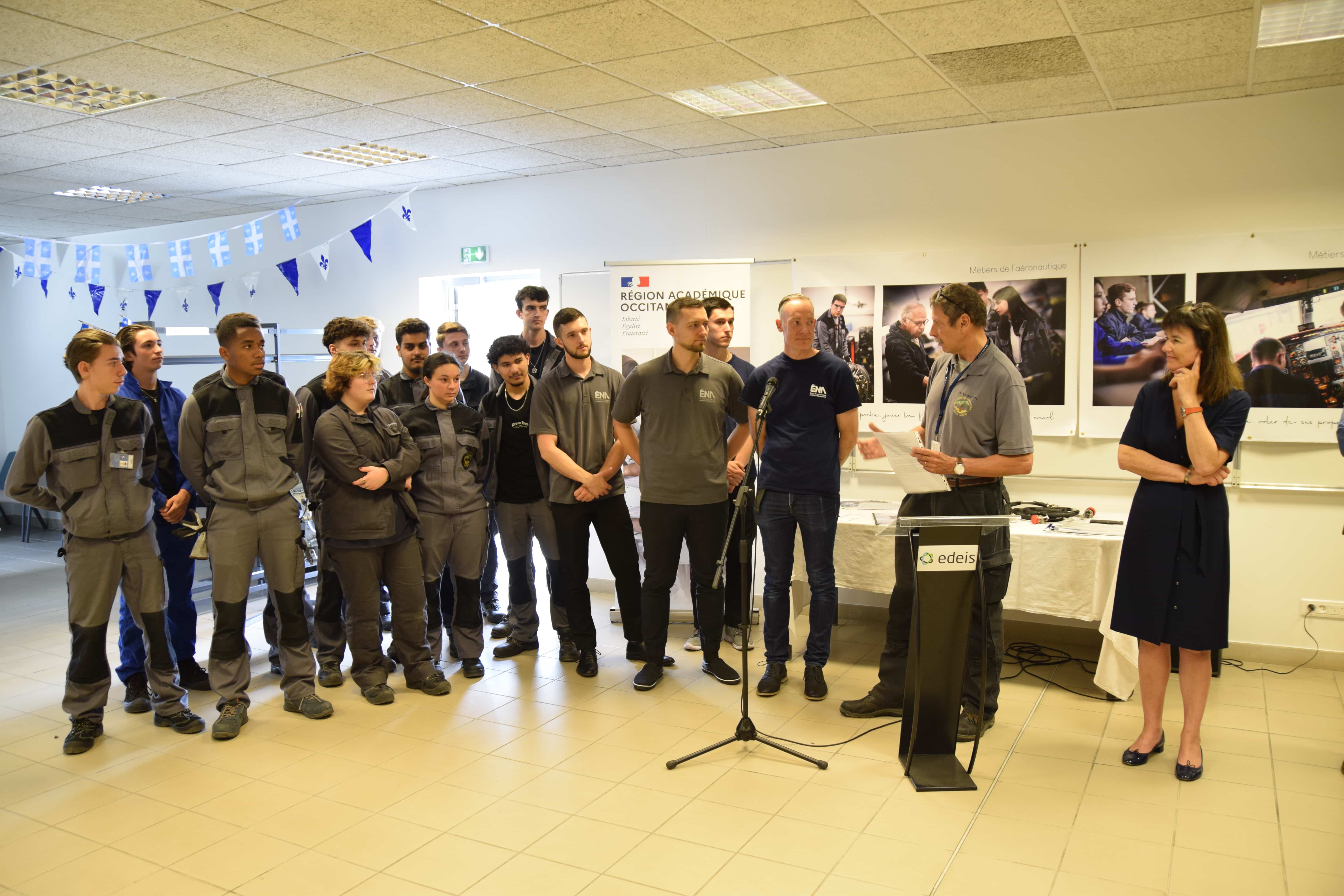 Photo de groupe de l'ensemble des participants