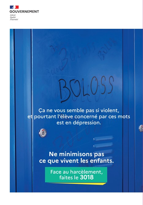 "Boloss" écrit sur un mur, "cela ne vous semble pas si violent mais l'élève concerné est en dépression