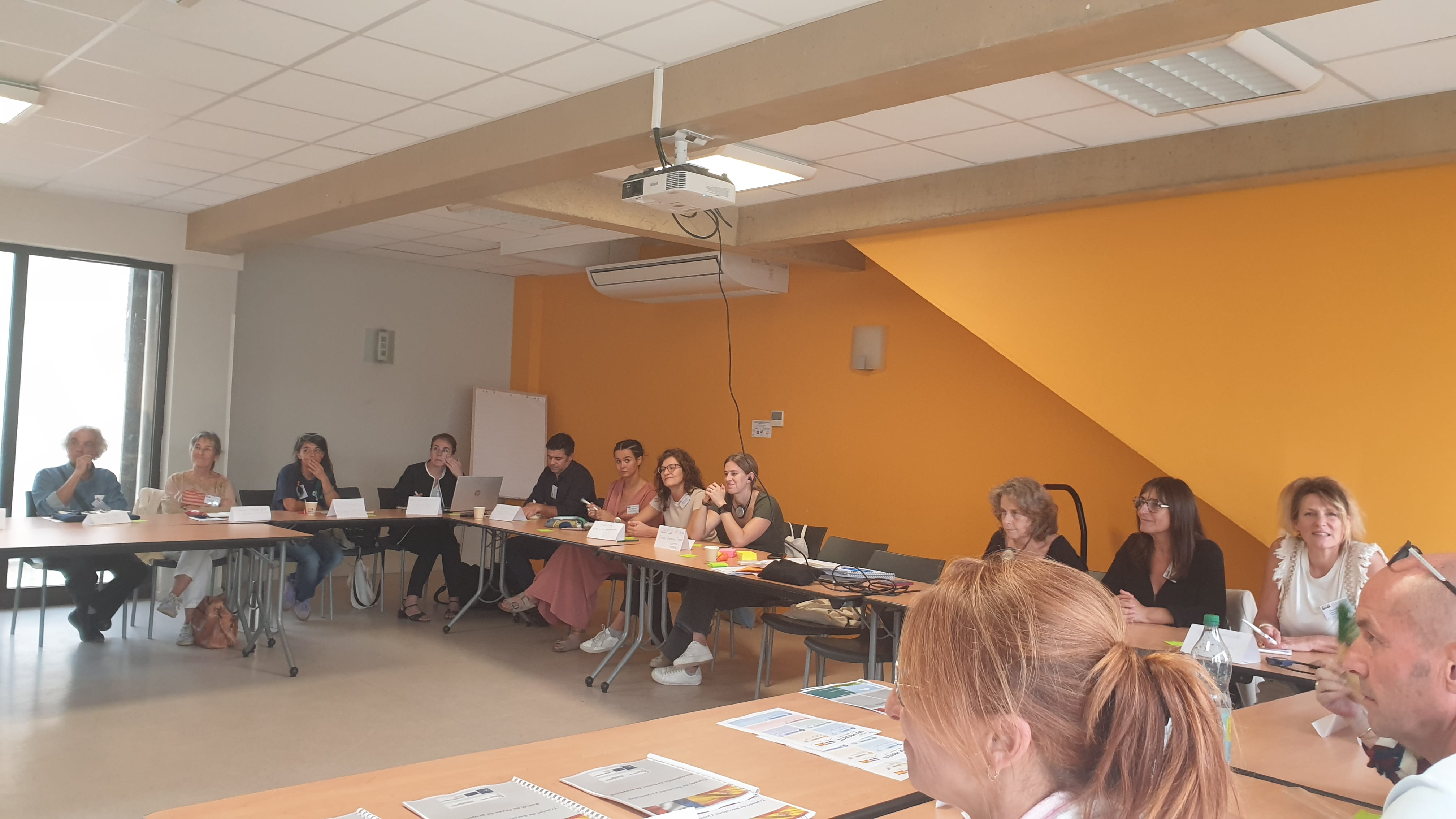 Participants Jeunesse franco-espagnole pour le traité de Barcelone les 28 & 29/09/2028