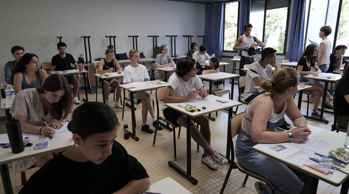 Elèves en examens