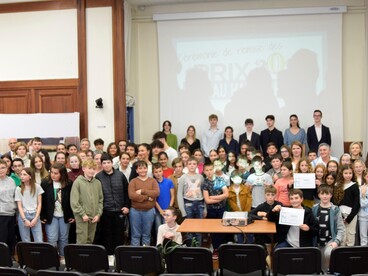 Ensemble des participants remise des prix NAH